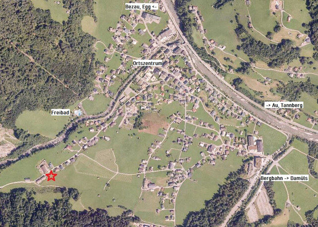 Gartenwohnung mit großer Terrasse, Garten & Garage!