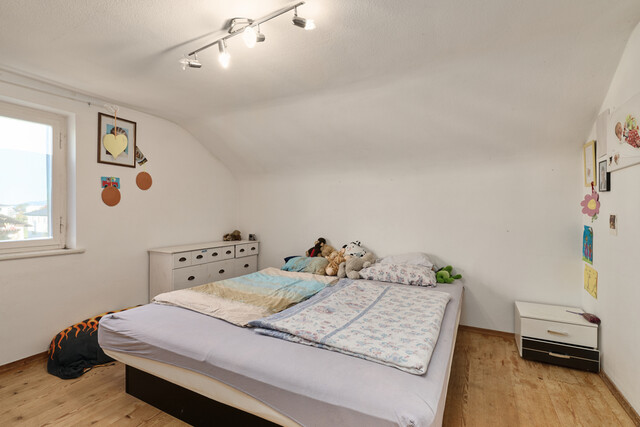 Attraktives Grundstück mit charmantem Altbestand in bester Lage