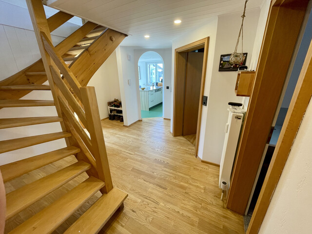 Maisonettewohnung mit Tiefgarage, 2 Balkone, Abstellraum, Keller und Fahrradabstellraum