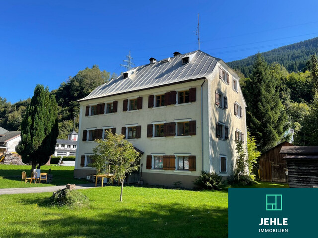 5-Zimmerwohnung  mit Pergola und Grünfläche - Eigennutzung oder Investment durch Zimmervermietung (Mitarbeiter)