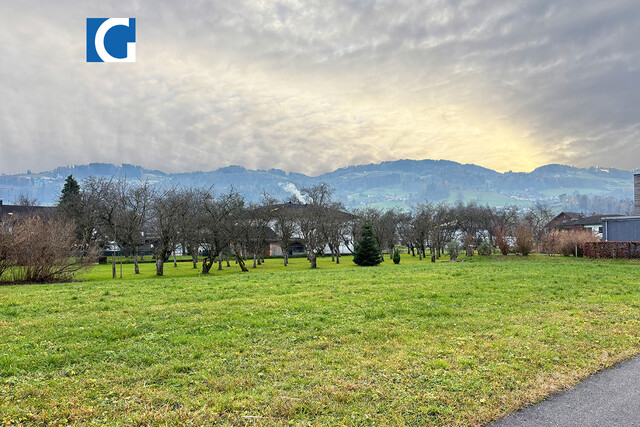 Außerordentlich schönes Grundstück in ruhiger Wohnlage