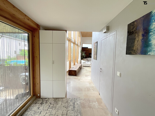 Gaissau: Außergewöhnliches Einfamilienhaus ca. 160 m² Wohnraum, Holz, Licht & Raum