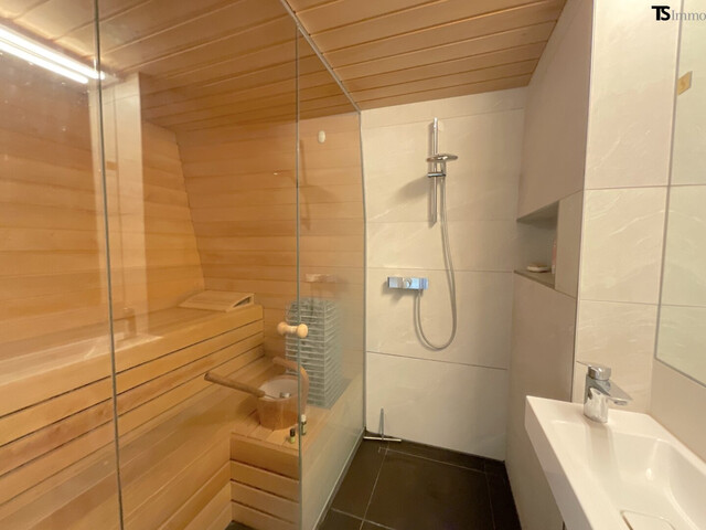 Gaissau: Außergewöhnliches Einfamilienhaus ca. 160 m² Wohnraum, Holz, Licht & Raum