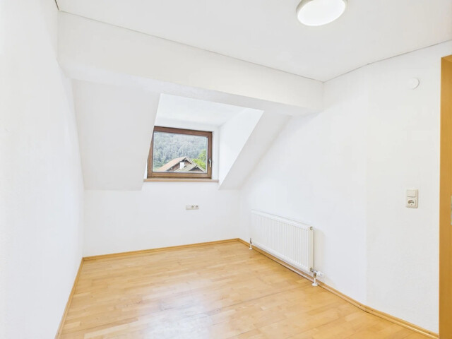Dachgeschoss mit Alpenpanorama + 57m² Dachboden Ausbaupotenzial | Bludenz