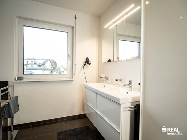 Familientraum: Schönes Einfamilienhaus in ruhiger Lage