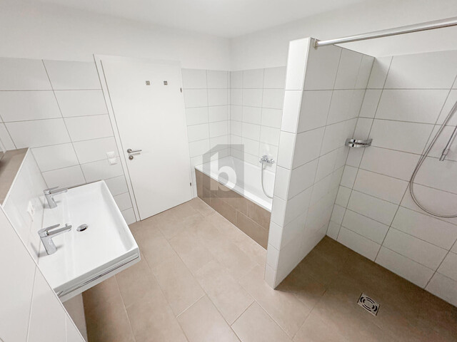 MODERNE WOHNUNG MIT AUSBLICK IN TOP LAGE