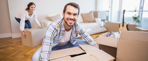 Umzugskartons packen